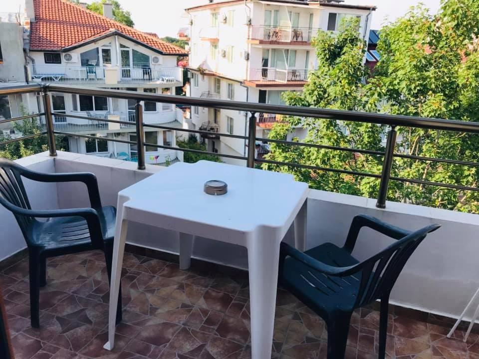 Джорджия Hotel Kiten  Buitenkant foto