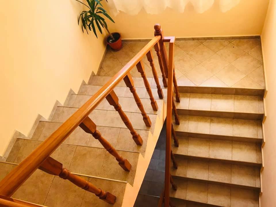 Джорджия Hotel Kiten  Buitenkant foto