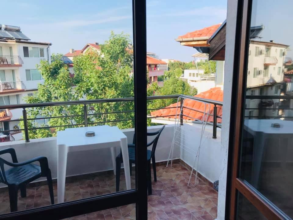 Джорджия Hotel Kiten  Buitenkant foto