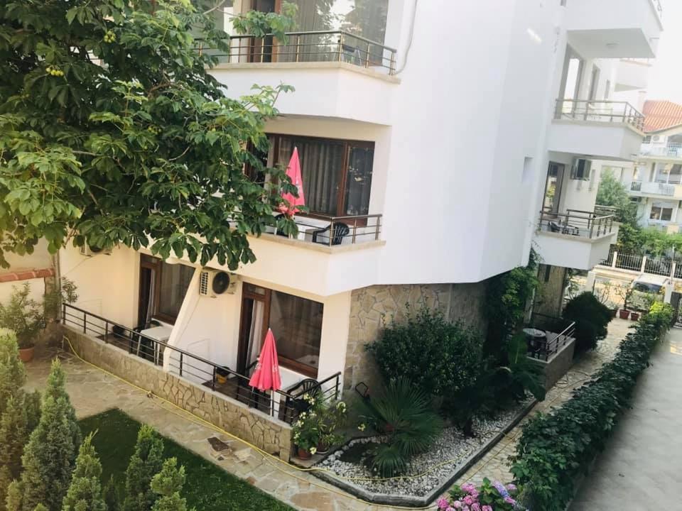 Джорджия Hotel Kiten  Buitenkant foto