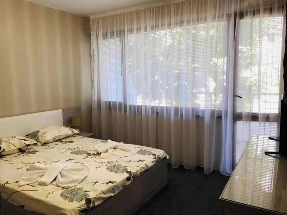 Джорджия Hotel Kiten  Buitenkant foto