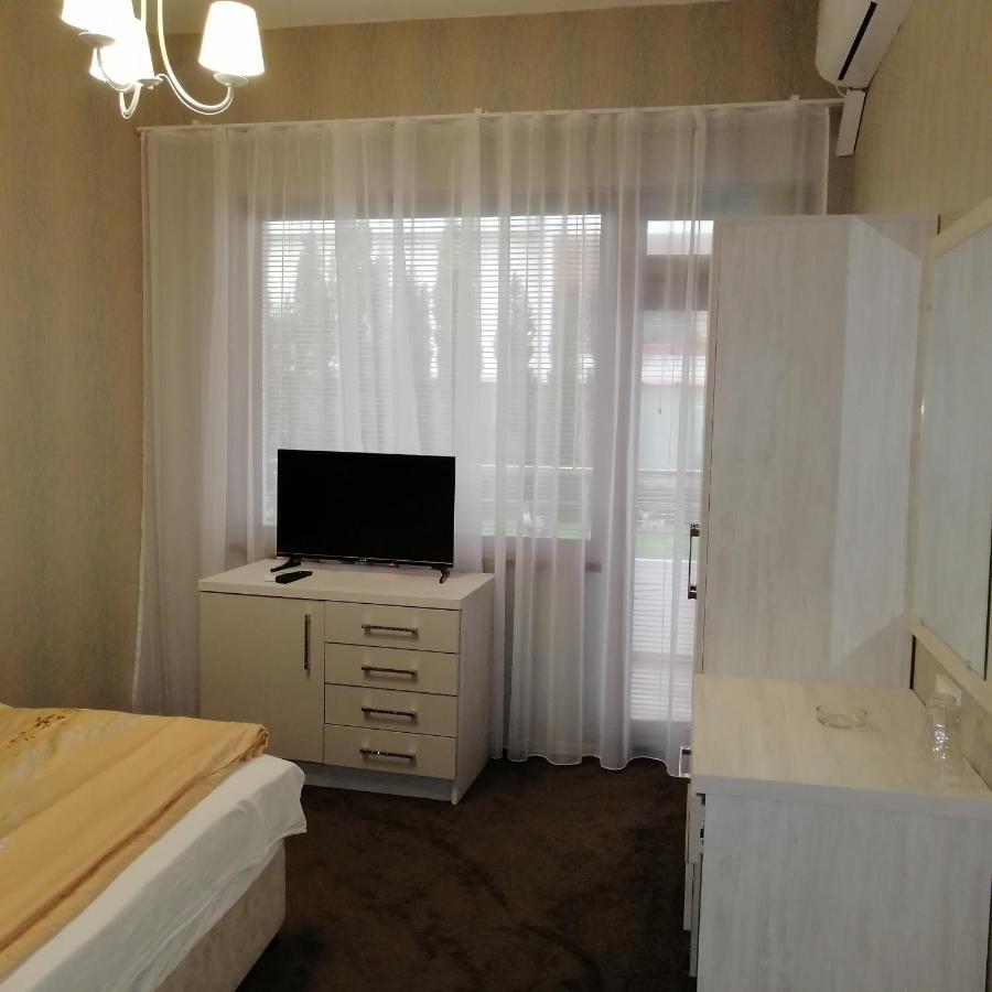 Джорджия Hotel Kiten  Buitenkant foto
