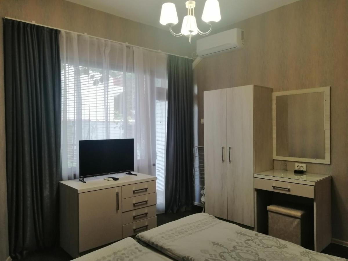 Джорджия Hotel Kiten  Buitenkant foto