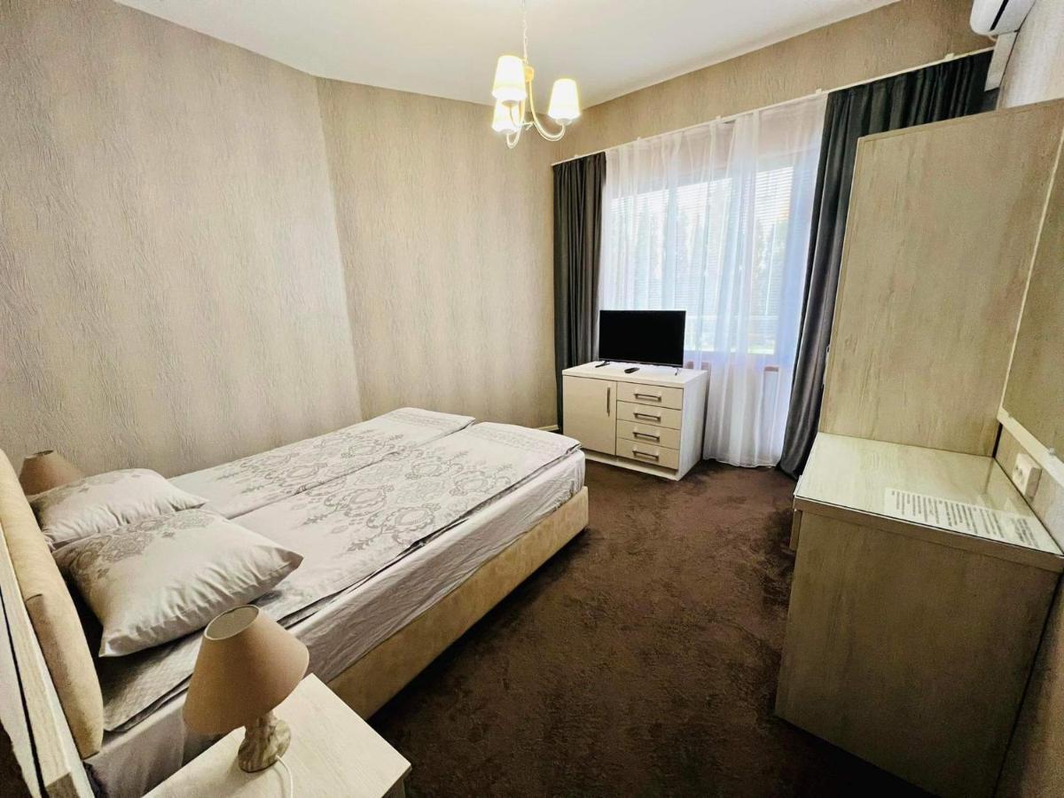 Джорджия Hotel Kiten  Buitenkant foto