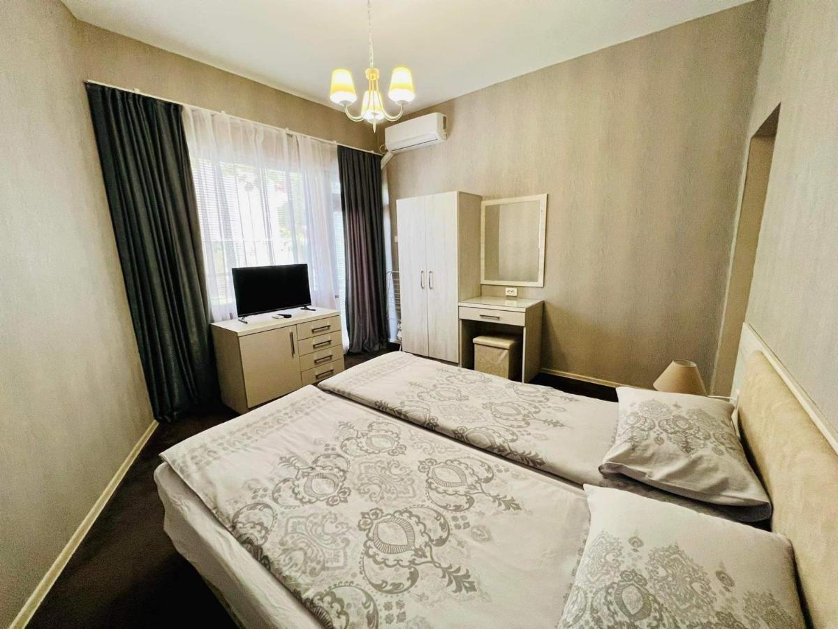 Джорджия Hotel Kiten  Buitenkant foto