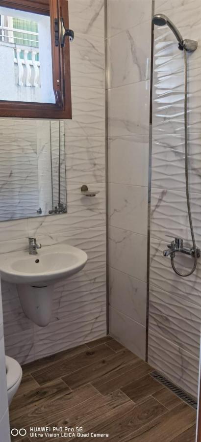 Джорджия Hotel Kiten  Buitenkant foto